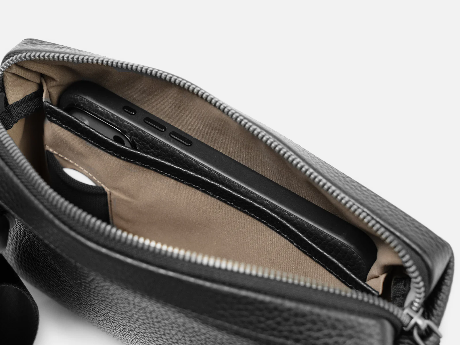 157 Essential Sling - Image 6