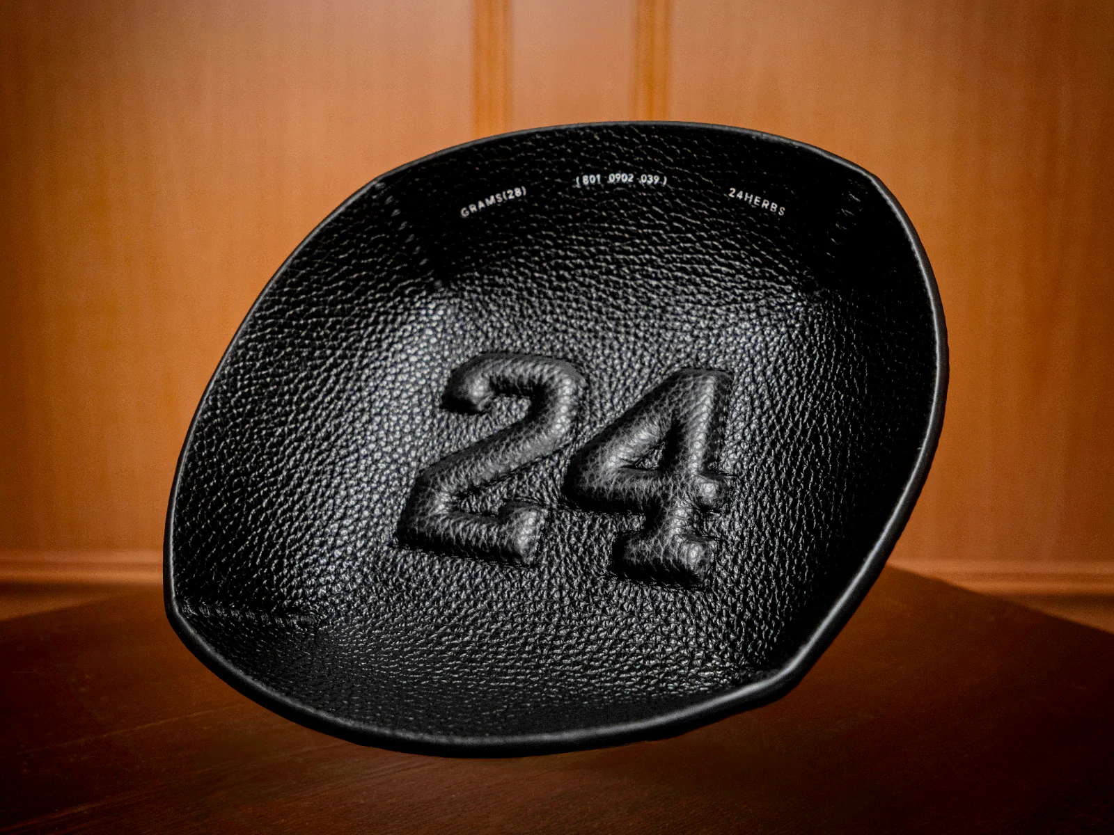 24HERBS 801 Pebbled Leather Tray - Image 4